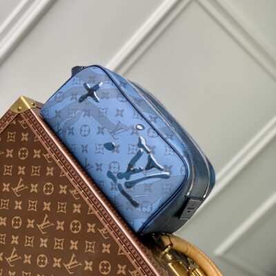 M82337LV原單 Dopp Kit 水滴系列洗漱包 單肩包