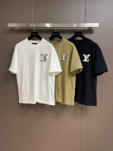 LV大logo設計 頂級原單衣服 圓領短袖T恤 男女同款