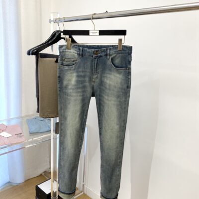 Louis Vuitton高仿衣服 男裝水洗牛仔褲 彈力面料