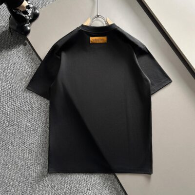 頂級高仿LV衣服 黑色純棉短袖T恤 批發零售店