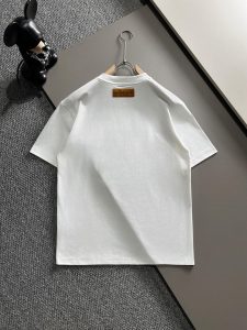精緻的白色 80支純棉製造而成 頂級原單 LV衣服 短袖T恤男裝