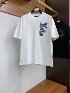 Louis Vuitton高仿衣服2024新品短袖T恤男裝