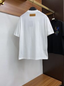 Louis Vuitton高仿衣服2024新品短袖T恤男裝