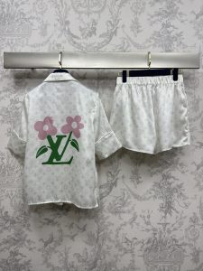 頂級原單高仿LV春夏睡衣居家服奢侈品太美了
