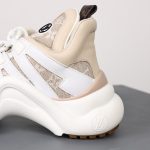 新品莆田鞋Louis Vuitton Archlight Sneakers 女款老爹鞋
