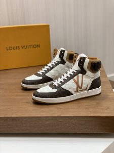 Louis Vuitton一比一復刻鞋真皮材質男士高幫鞋