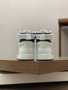 Louis Vuitton路易威登頂級一比一高幫鞋 真皮材質