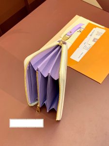 M69794 CRAFTY ZIPPY LV高仿包包 拉鏈錢夾 mini錢包