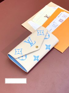 M81049LV精品高仿錢夾錢包小號 19.5x10.5x2.5