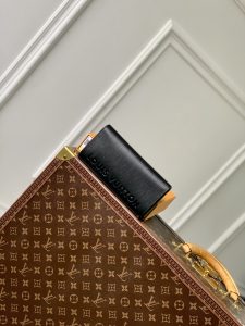 M8333110 x 19 x 2 釐米 LV一比一錢包拉鏈錢夾