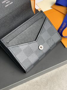 M63801 黑格 ENVELOPPE CARTE DE VISITE 名片夾 LV高仿