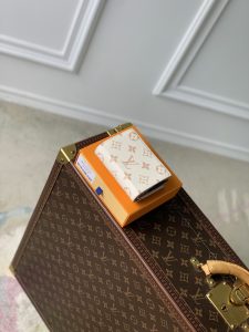 M83226 LV頂級A貨零錢包 mini錢包