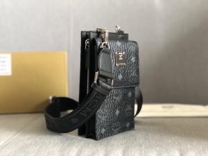 高仿MCM包包錢包 手機斜挎包卡包 黑色
