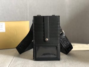 高仿MCM包包錢包 手機斜挎包卡包 黑色