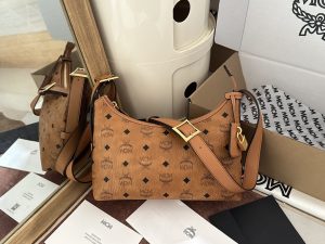 複刻原單MCM包包 中號Visetos 系列 Aren Hobo包肩背包 棕色
