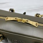 高仿名牌包Miu Miu缪缪 保齡球包包手提包 Arcadie 皮革手袋 緑