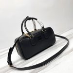 高仿名牌包Miu Miu缪缪 保齡球包包手提包 Arcadie 皮革手袋 黑