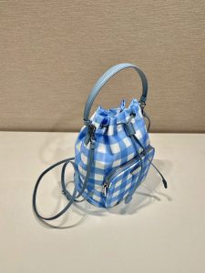 一比一複刻普拉達包包 Prada Duet Re-Nylon 水桶袋 格子