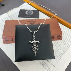 高仿Chrome Hearts克羅心飾品 經典復古珍珠項鍊 茶花十字架吊墜