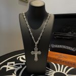 高仿複刻Chrome Hearts克羅心飾品 經典復古項鍊 個性十字架吊墜 童軍花