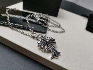 複刻原單Chrome Hearts克羅心復古花形十字架項鍊吊墜鏤空花紋十字架吊墜