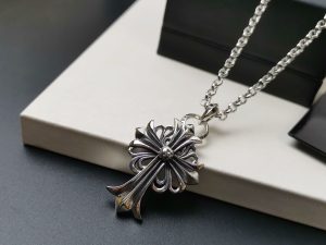 複刻原單Chrome Hearts克羅心復古花形十字架項鍊吊墜鏤空花紋十字架吊墜
