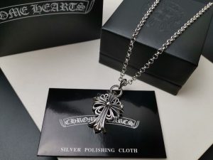 複刻原單Chrome Hearts克羅心復古花形十字架項鍊吊墜鏤空花紋十字架吊墜