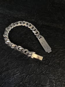 一比一複刻Chrome Hearts克羅心 寶劍/匕首十字花半花手鏈