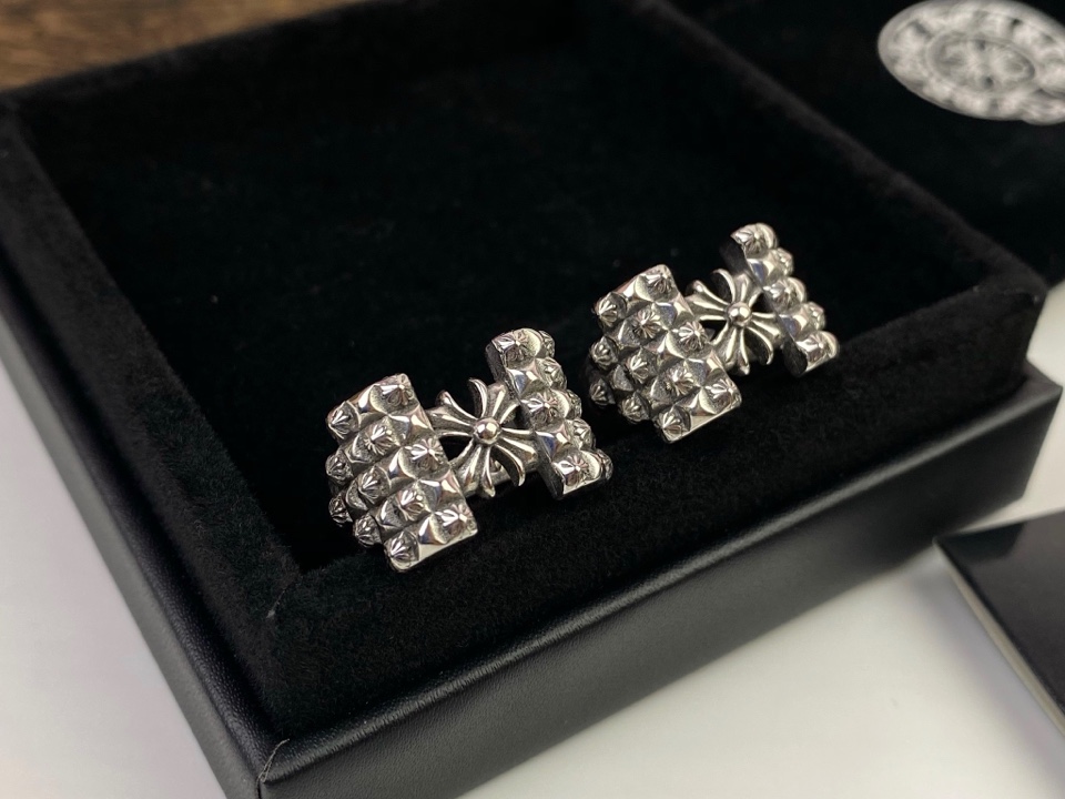 ChromeHearts202405120800005 原單1比1Chrome Hearts克羅心 十字花戒指經典十字架元素