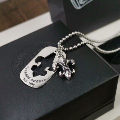 高仿原單Chrome Hearts克羅心飾品 鳶尾花狗牌鏤空吊墜項鍊鏈長70cm