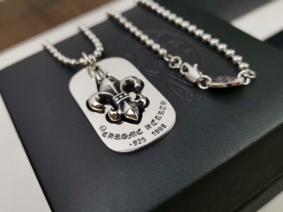 高仿原單Chrome Hearts克羅心飾品 鳶尾花狗牌鏤空吊墜項鍊鏈長70cm