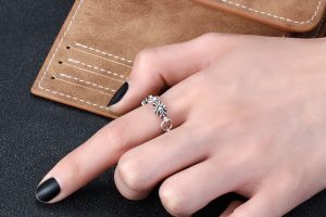 超A貨複刻Chrome Hearts克羅心飾品 TINY E十字架鑽石鏈條戒指