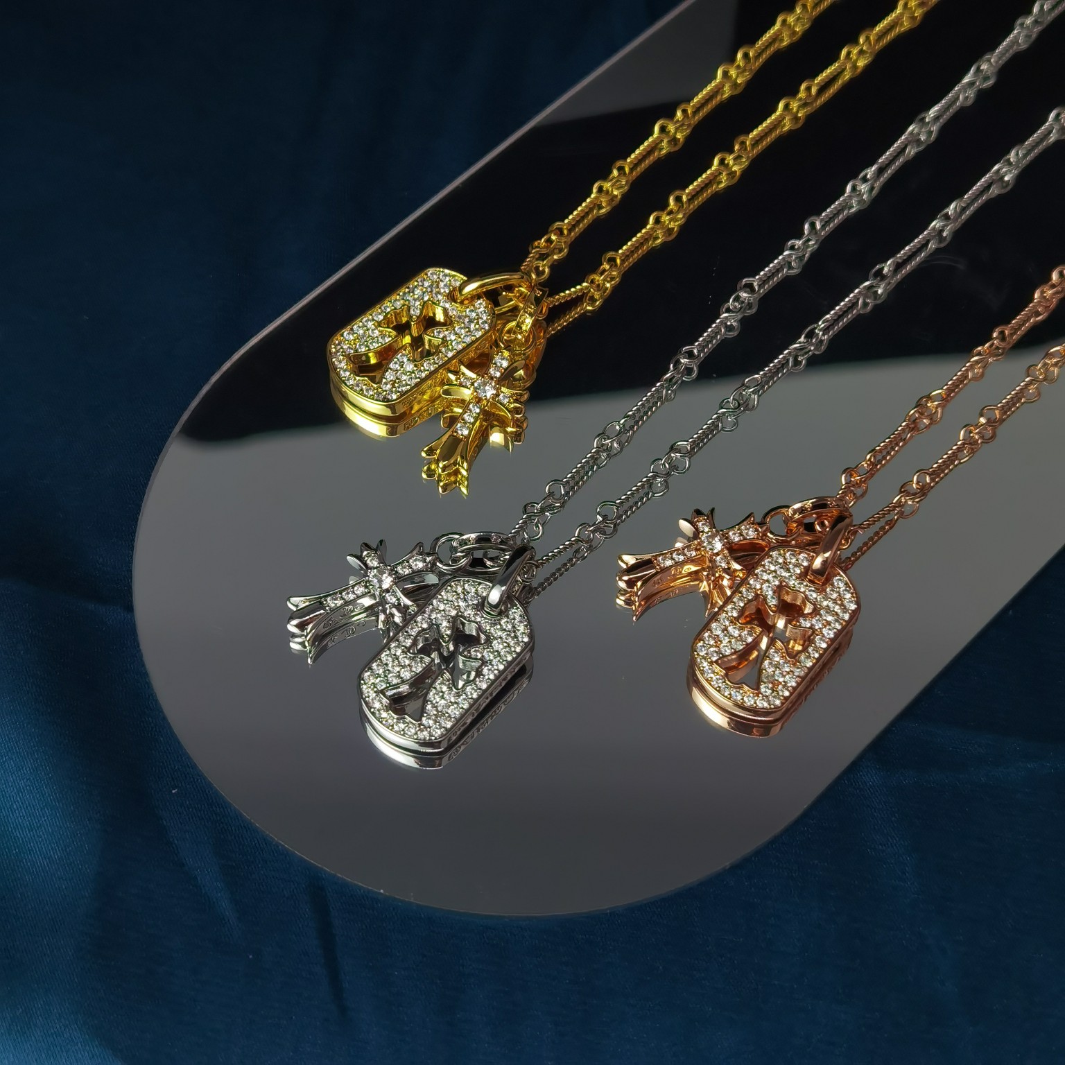 ChromeHearts202405170100005 專櫃1比1Chrome Hearts克羅心 滿鑽鏤空十字架MINI吊墜項鍊