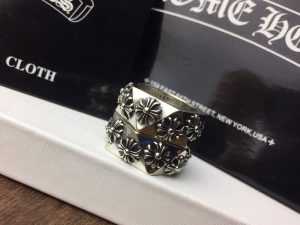 高仿1比1Chrome Hearts克羅心飾品 十字花五角形Pentagon切面戒指