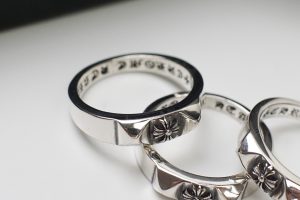 複刻高仿Chrome Hearts克羅心飾品 金字塔十字花戒指