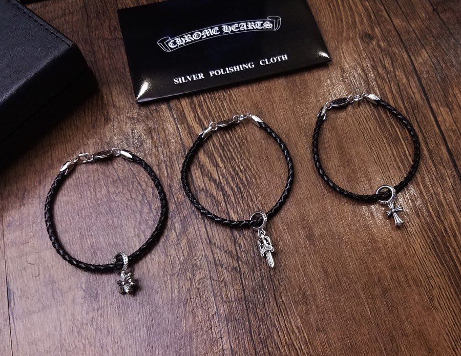 ChromeHearts202405172700008 原單Chrome Hearts克羅心飾品 六芒星 十字花 匕首寶劍吊墜紅皮手繩