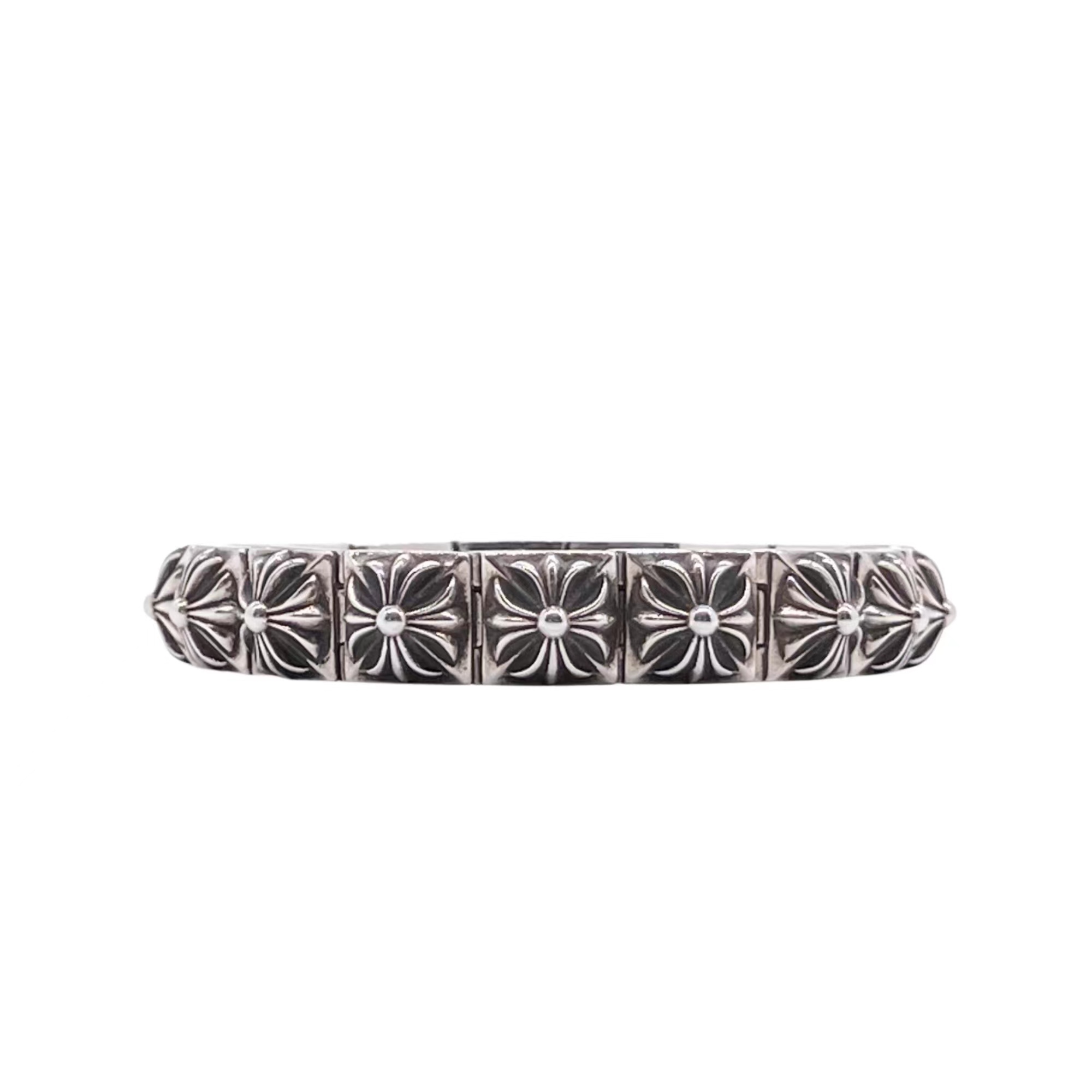 ChromeHearts202405220200001 1比1複刻Chrome Hearts克羅心飾品 方十字花相連磁扣手鍊