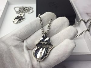 一比一複刻Chrome Hearts克羅心飾品 大號滾石舌頭吊墜項鍊