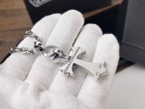 複刻Chrome Hearts克羅心飾品 桃心十字架吊墜 字母PAPERCHAIN項鍊