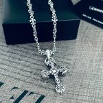複刻専櫃Chrome Hearts克羅心飾品 FILIGREE火焰十字架吊墜船錨童軍花項鍊
