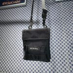 専櫃1比1balenciaga巴黎世家包包 ARMY 小號 尼龍肩帶手拿包 斜揹包
