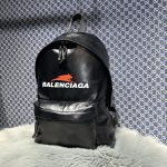 一比一高仿balenciaga巴黎世家包包 虎字母壓花 洗水牛皮Explorer雙肩揹包