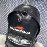 一比一高仿balenciaga巴黎世家包包 虎字母壓花 洗水牛皮Explorer雙肩揹包