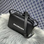 1比1複刻balenciaga巴黎世家 黑色柔滑小牛皮Everyday加小號相機包