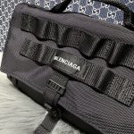 原單複刻balenciaga巴黎世家 Army 黑色尼龍郵差包