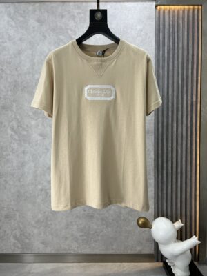 DIOR2024春季新品CD胸前銀標高仿圓領短袖T恤 男女同款