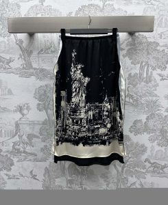 DIOR高仿A貨自由女神印花半裙 定制絲綢材質