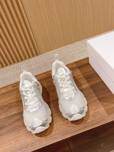 卓越經典DIOR高仿女款休閒鞋