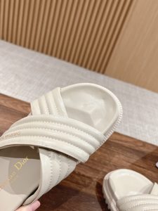 DIOR一比一莆田鞋女款頂級高端拖鞋涼鞋女款