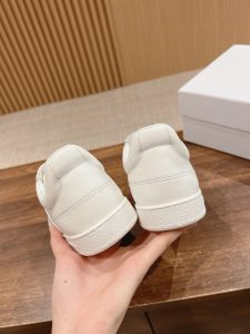 DIOR高仿A貨女款鞋運動鞋休閒鞋